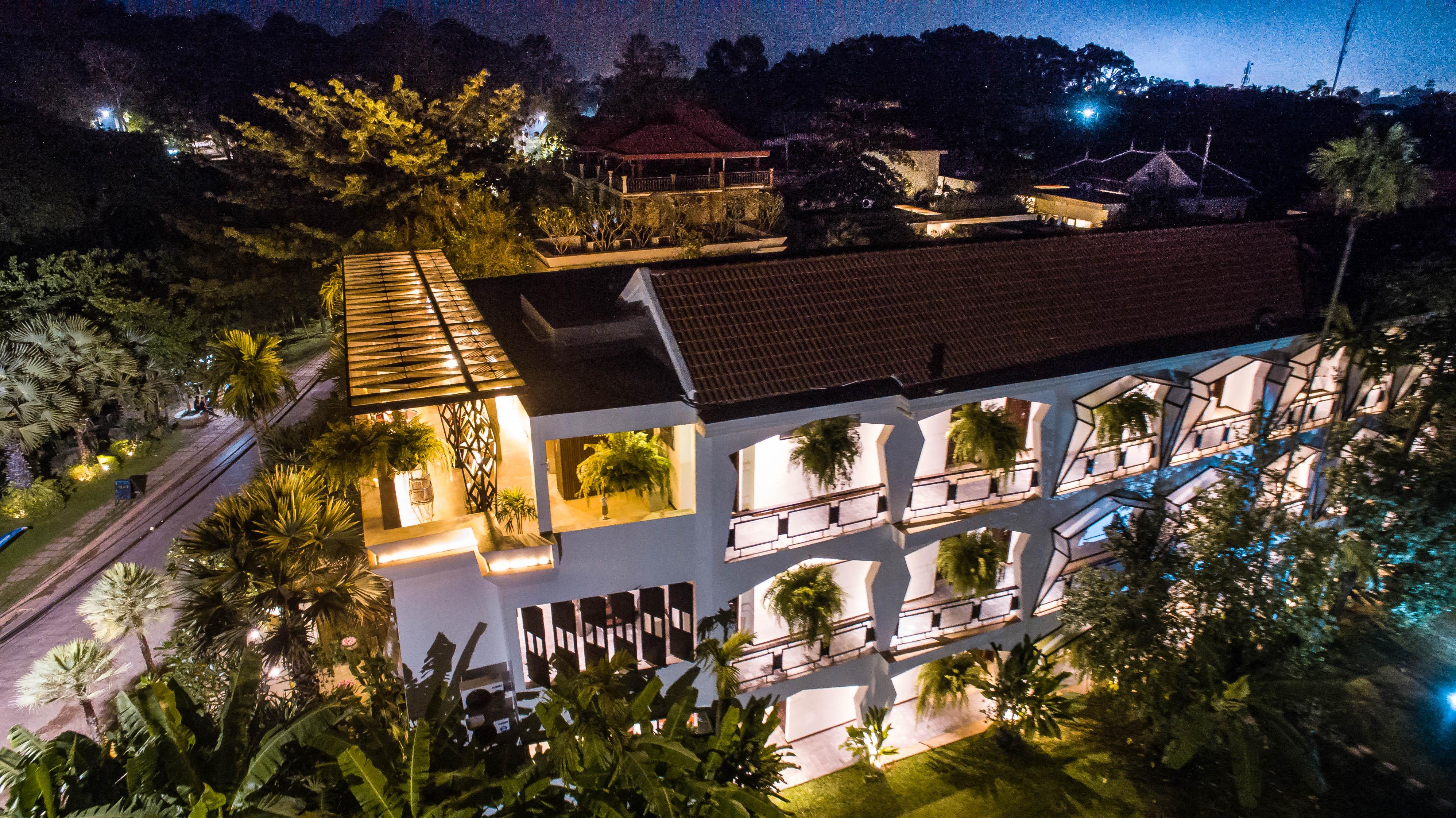 Jaya House River Park 5*